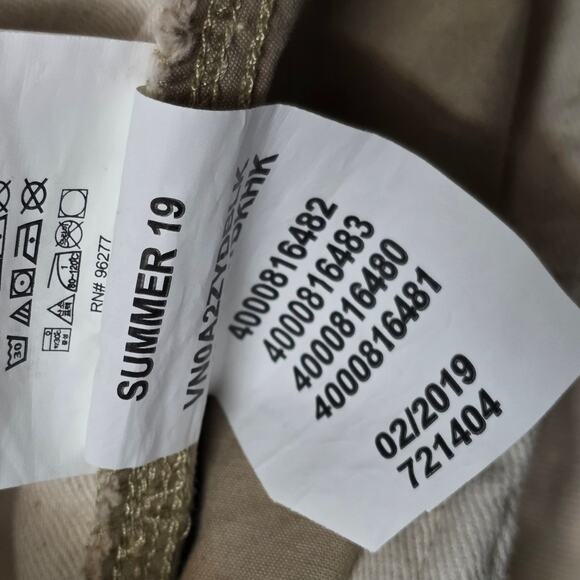 Vans Men’s Medium Beige Range Relaxed Elastic Waist Shorts 721404 - Picture 7 of 7